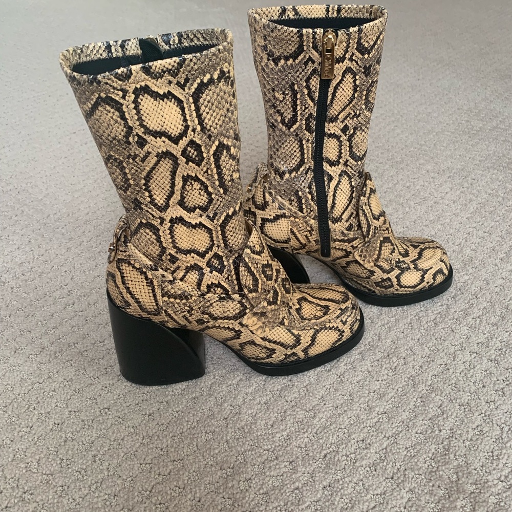 Python print stretch boots